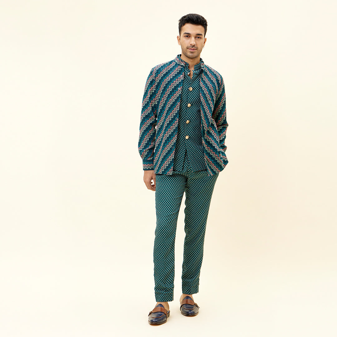 MOR AUR FUAARA BLUE LEAF PRINT FULL SLEEVES SHACKET