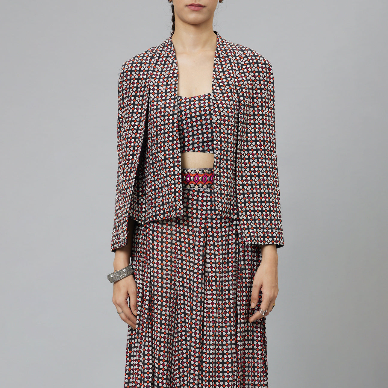 BLACK GEOMETRIC PRINT NOOR JACKET SET