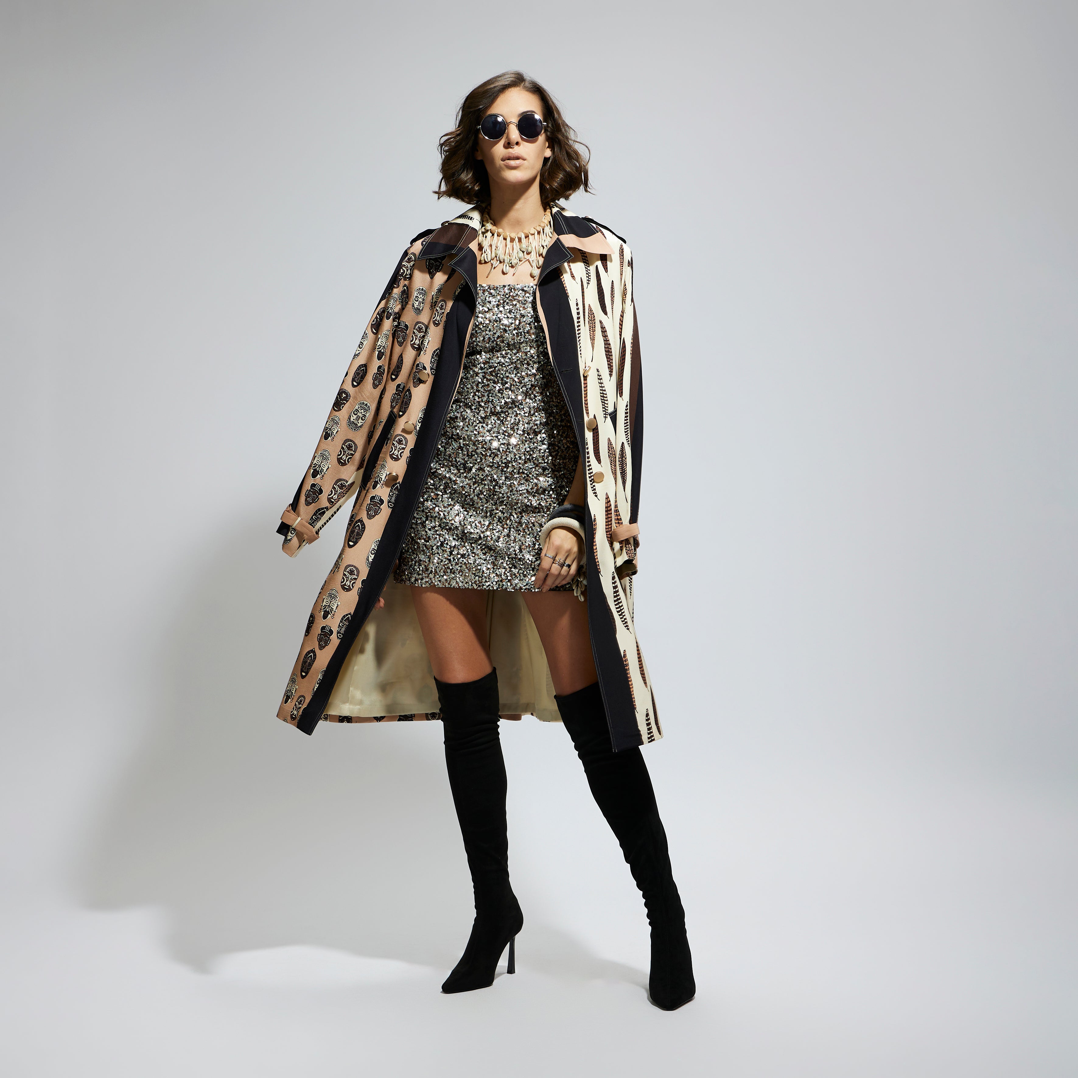 MASK AND FEATHER PRINT TRENCH COAT