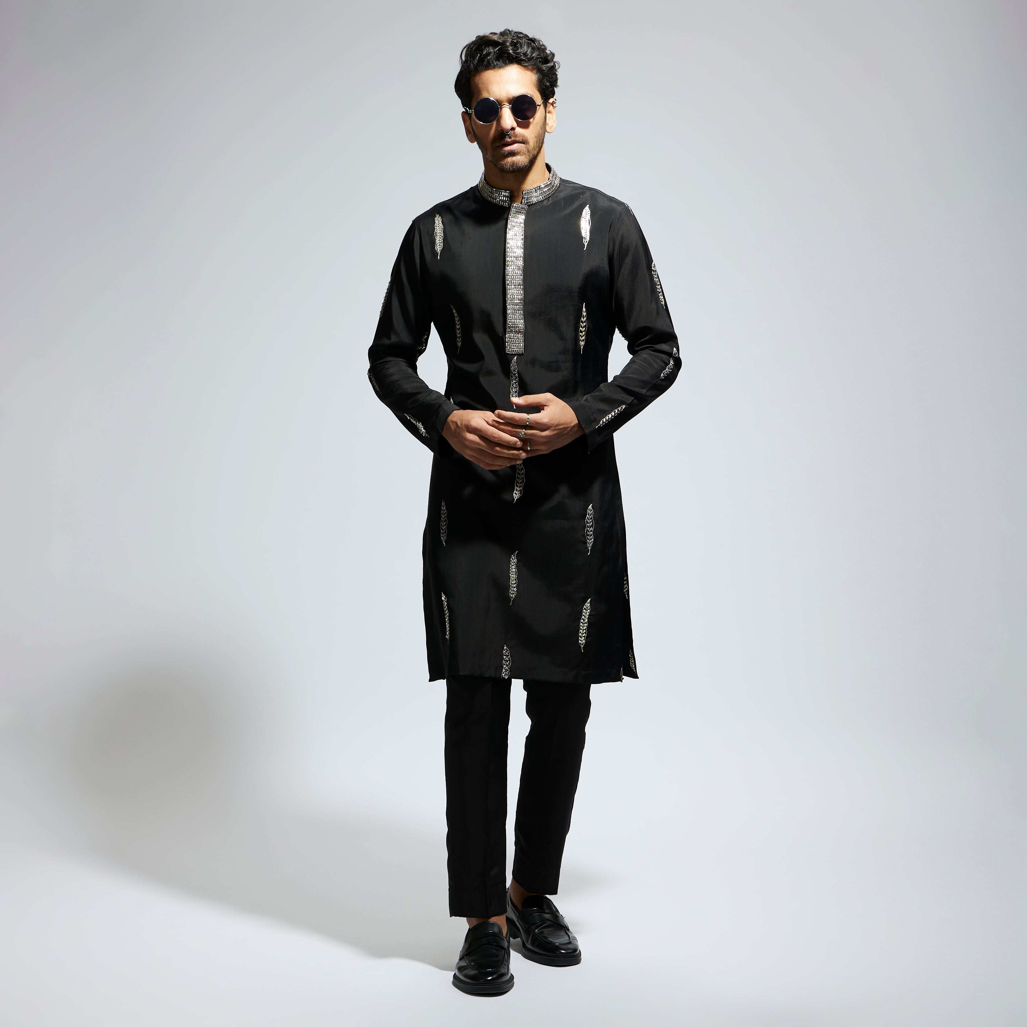 BLACK FEATHER EMBROIDERED KURTA WITH PANTS