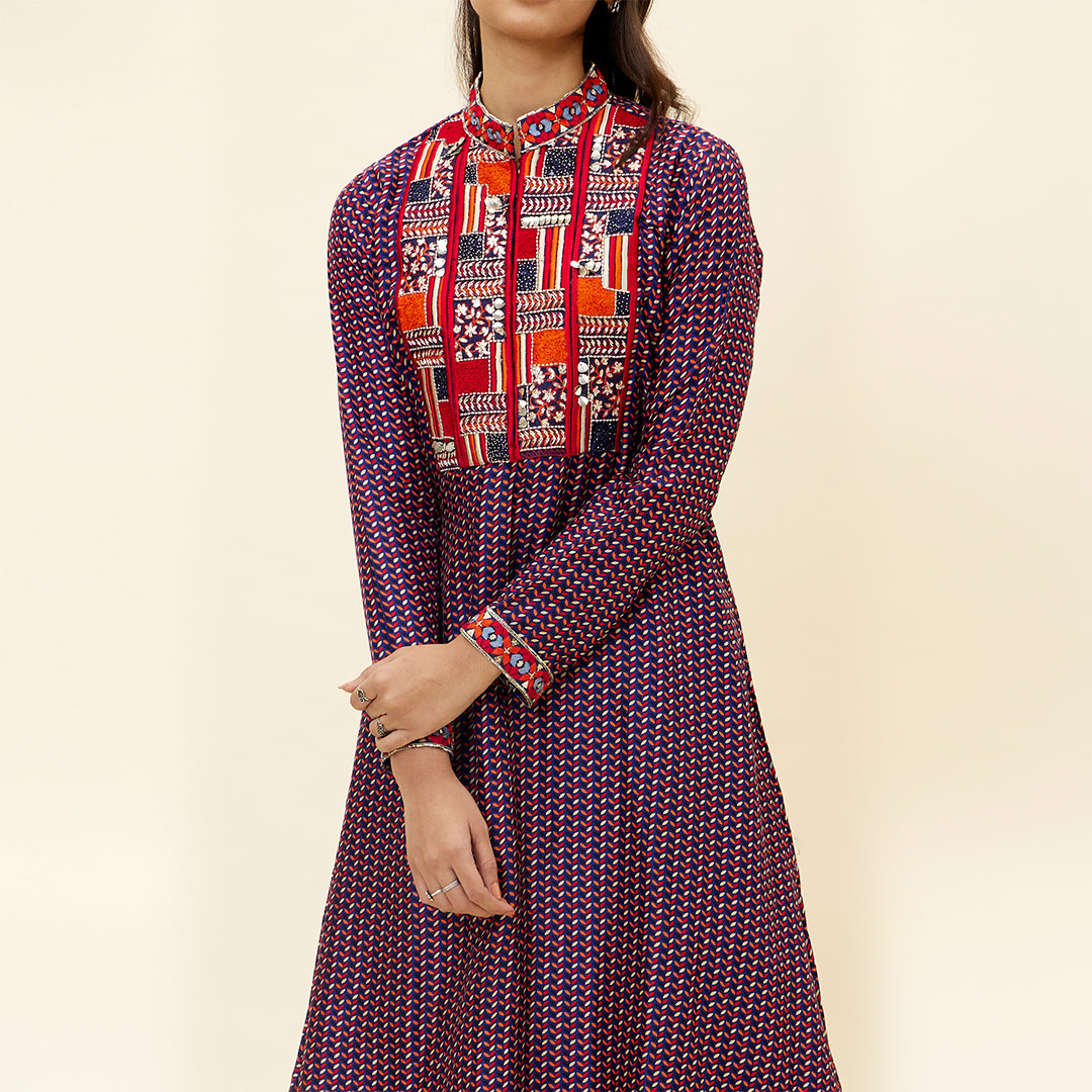 BLUE LEAF PRINT KURTA TUNIC WITH EMB YOKE AND PANTS