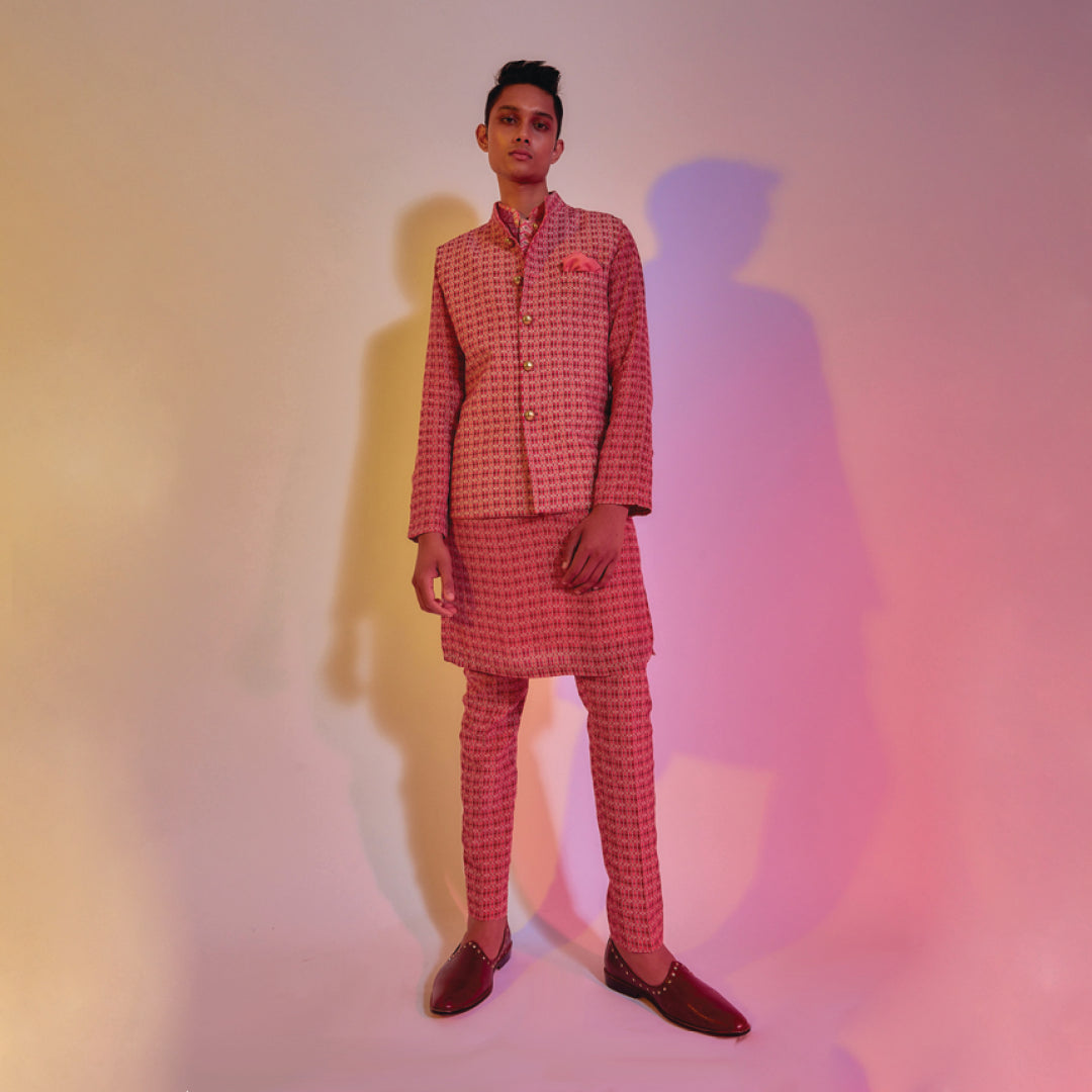 LIGHT CORAL AND LATTICE REVERSIBLE BUNDI