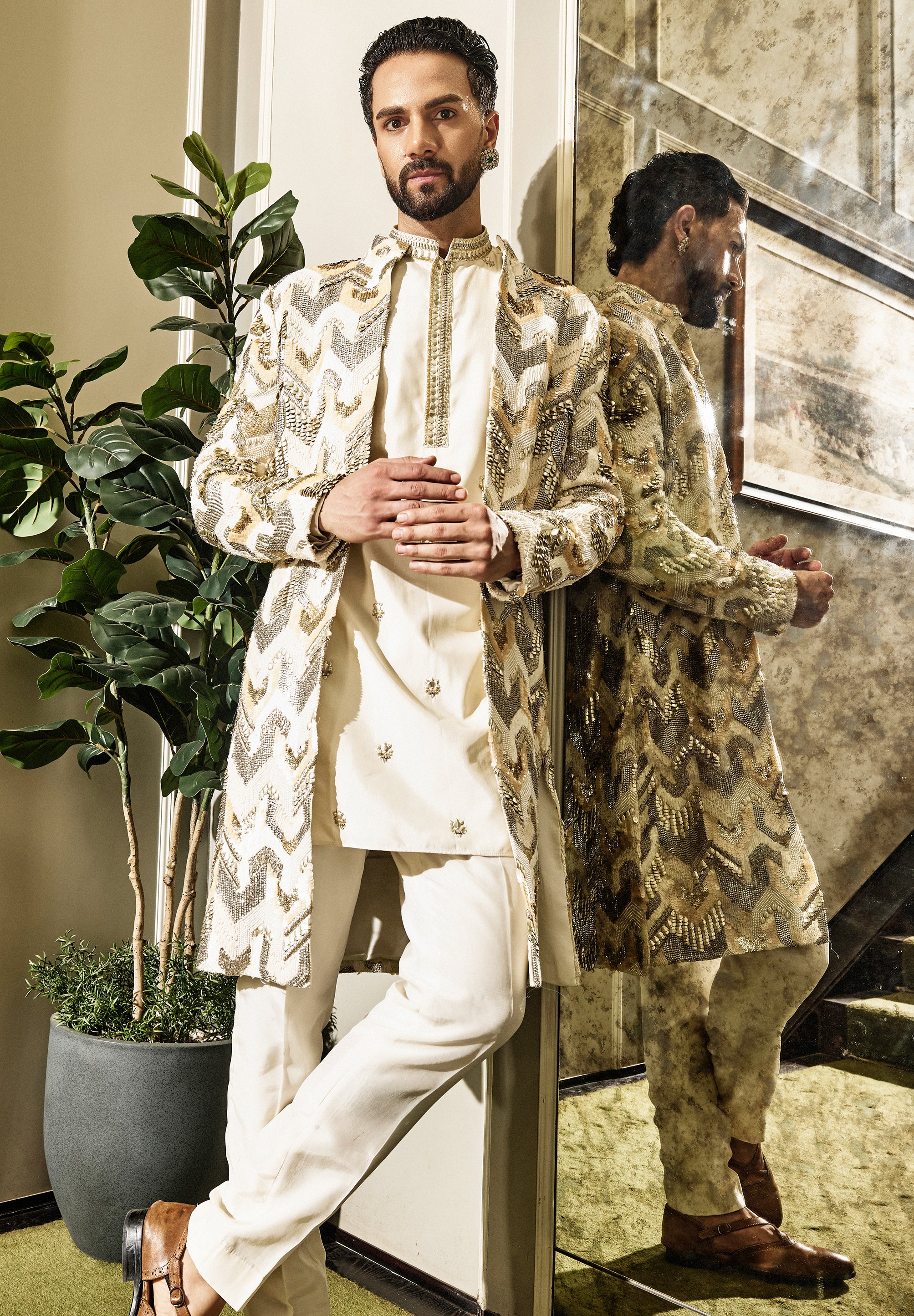 VAYU CHEVRON SHERWANI SET