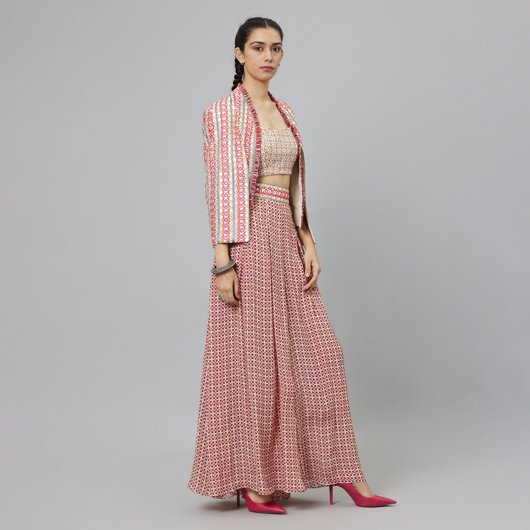 Nami Gown Jacket - Red, 44 at Rs 1650 | Fashion Apparel, Ladies Fashion  Garments, Women Fashion Clothing, Ladies Garments, Women Clothing - Bhumika  Viren Chheda, Mumbai | ID: 2851574813491