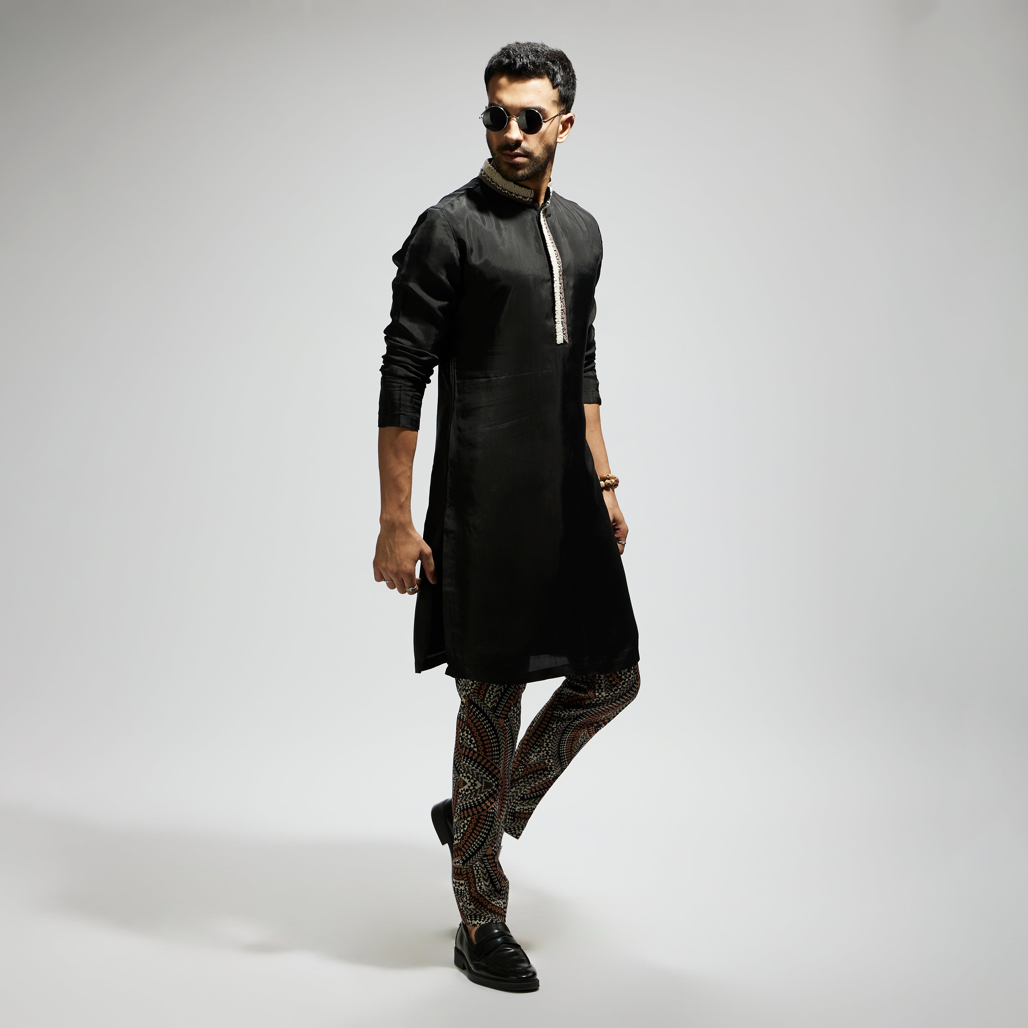 SAMSARA: BLACK SOLID KURTA WITH ZENTANGLE PRINTED PANTS