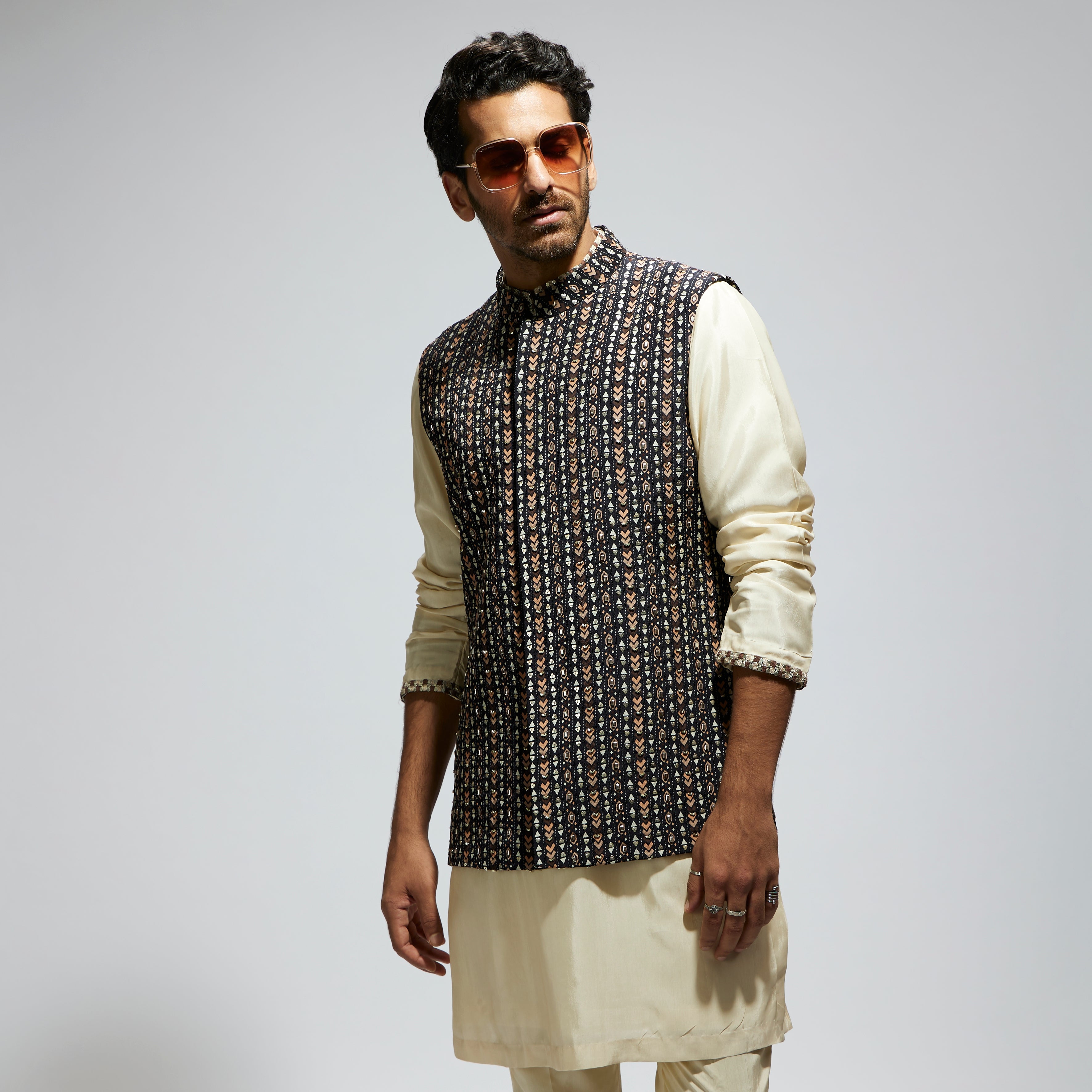 BLACK BOHO STRIPE EMBELLISHED BUNDI WITH IVORY KURTA AND PANTS