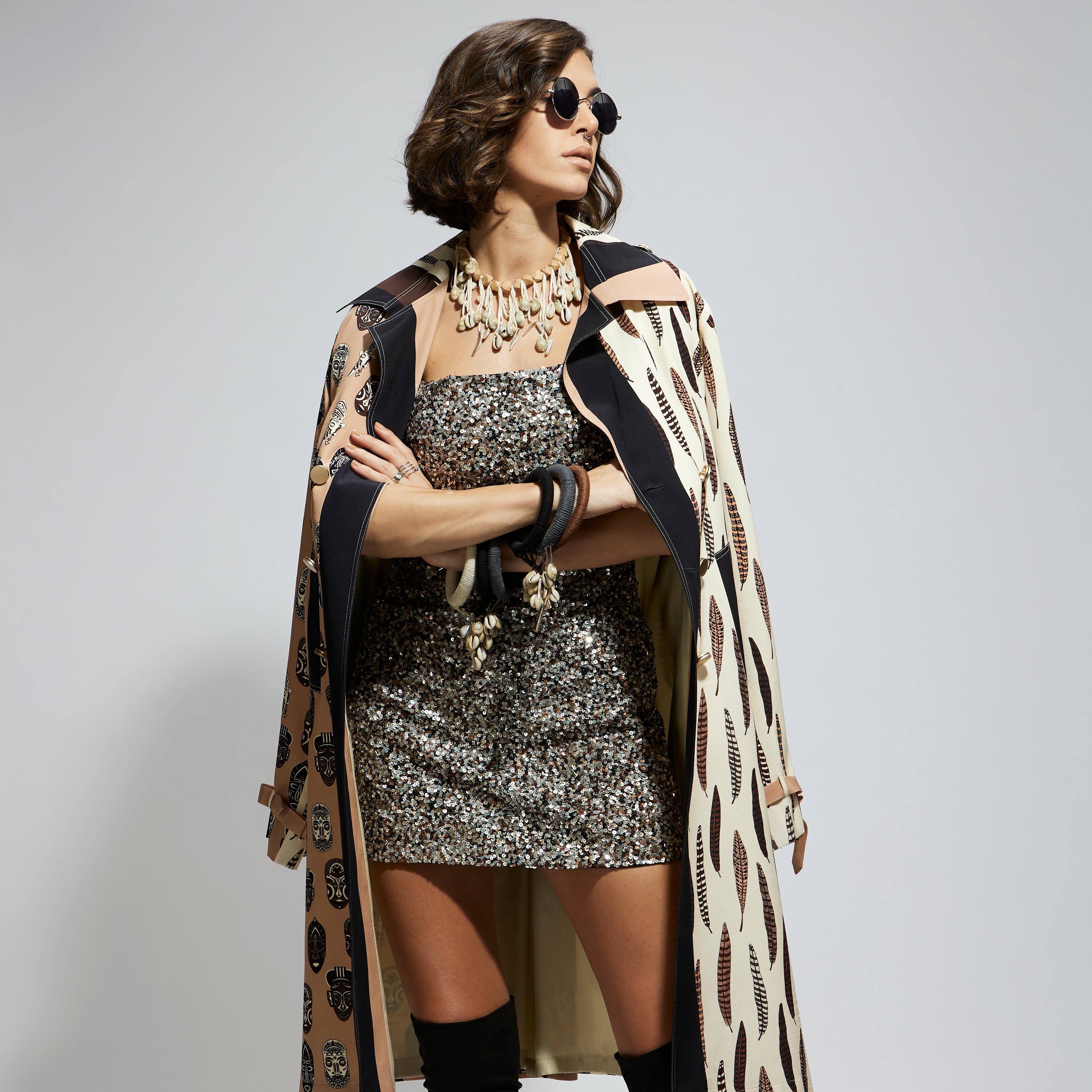 MASK AND FEATHER PRINT TRENCH COAT