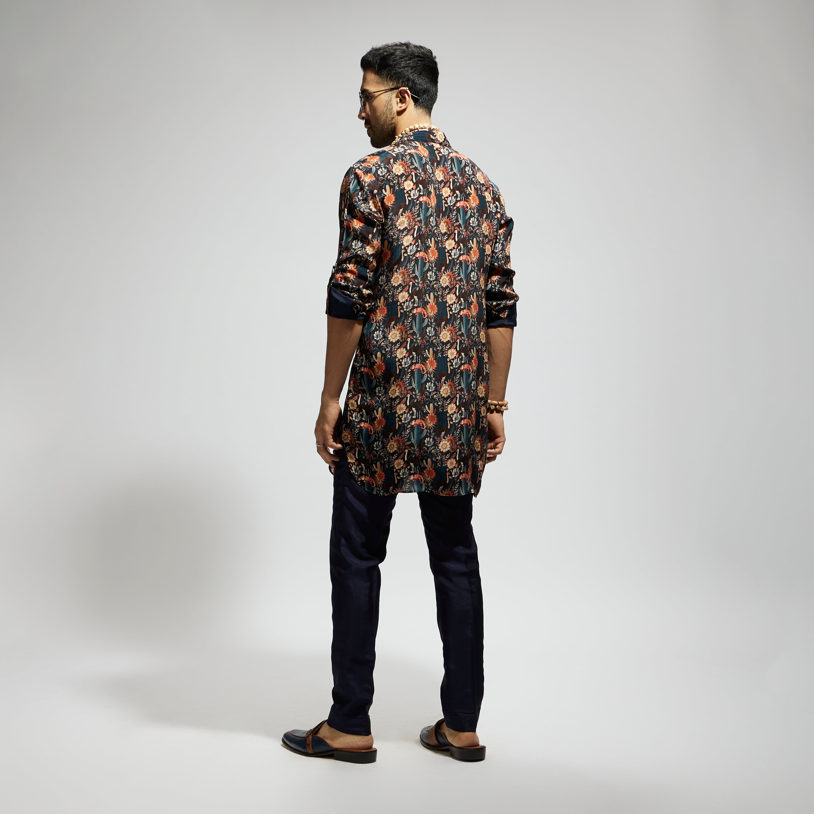 BLUE JAAL ROLLED UP SLEEVES KURTA