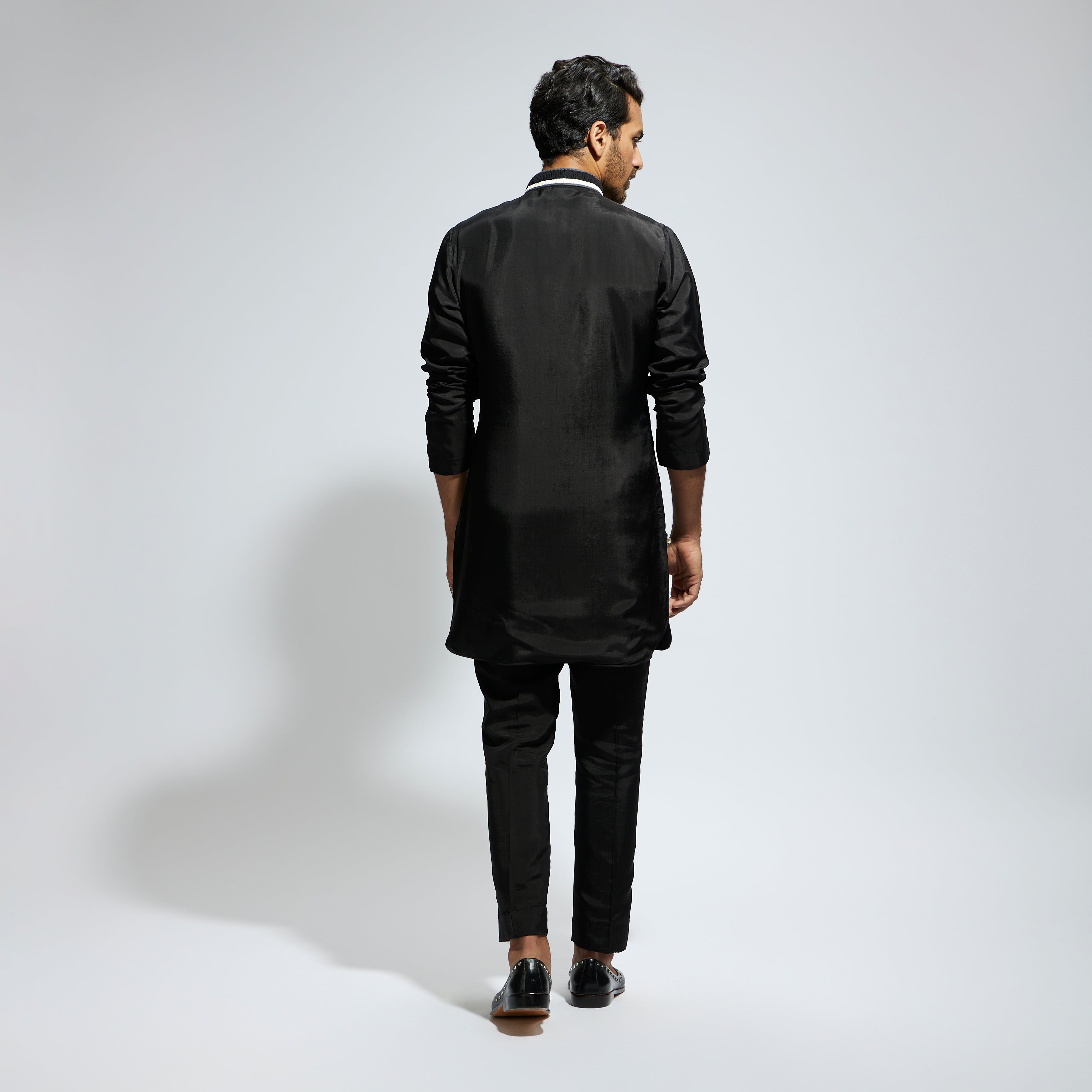 SAMSARA: BLACK THREADWORK YOKE EMBROIDERED KURTA WITH PANTS