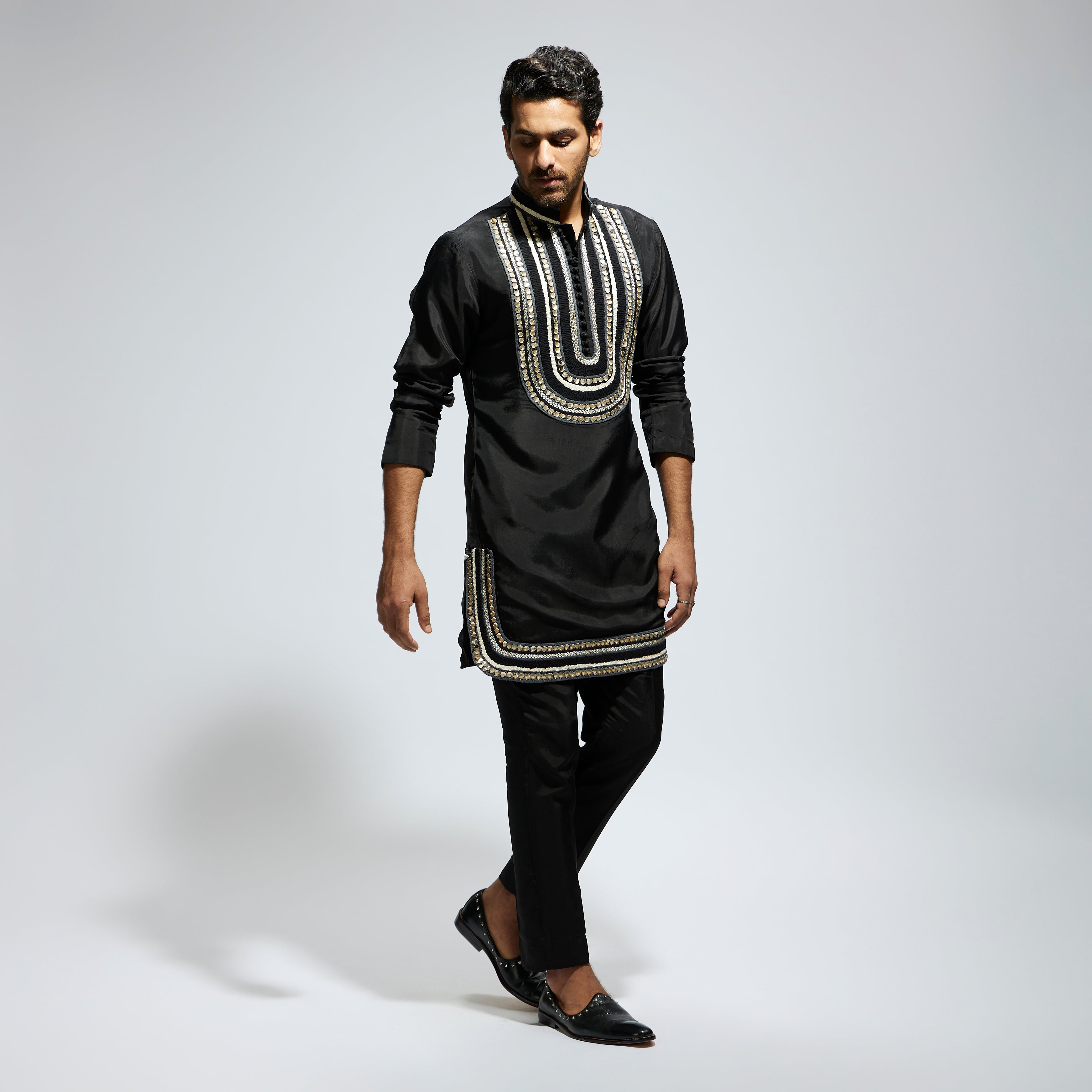 BLACK THREADWORK YOKE EMBROIDERED KURTA WITH PANTS