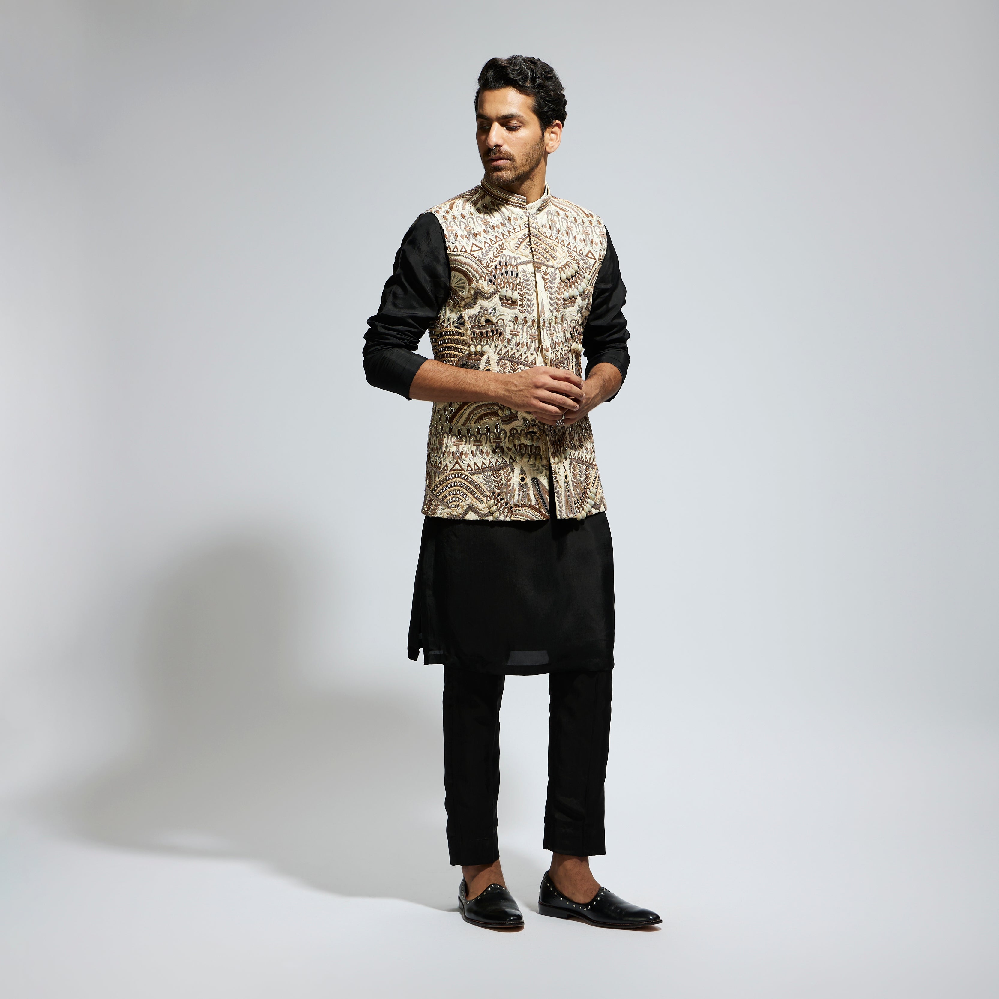 SAMSARA: IVORY ABSTRACT EMBROIDERED BUNDI WITH KURTA AND PANTS