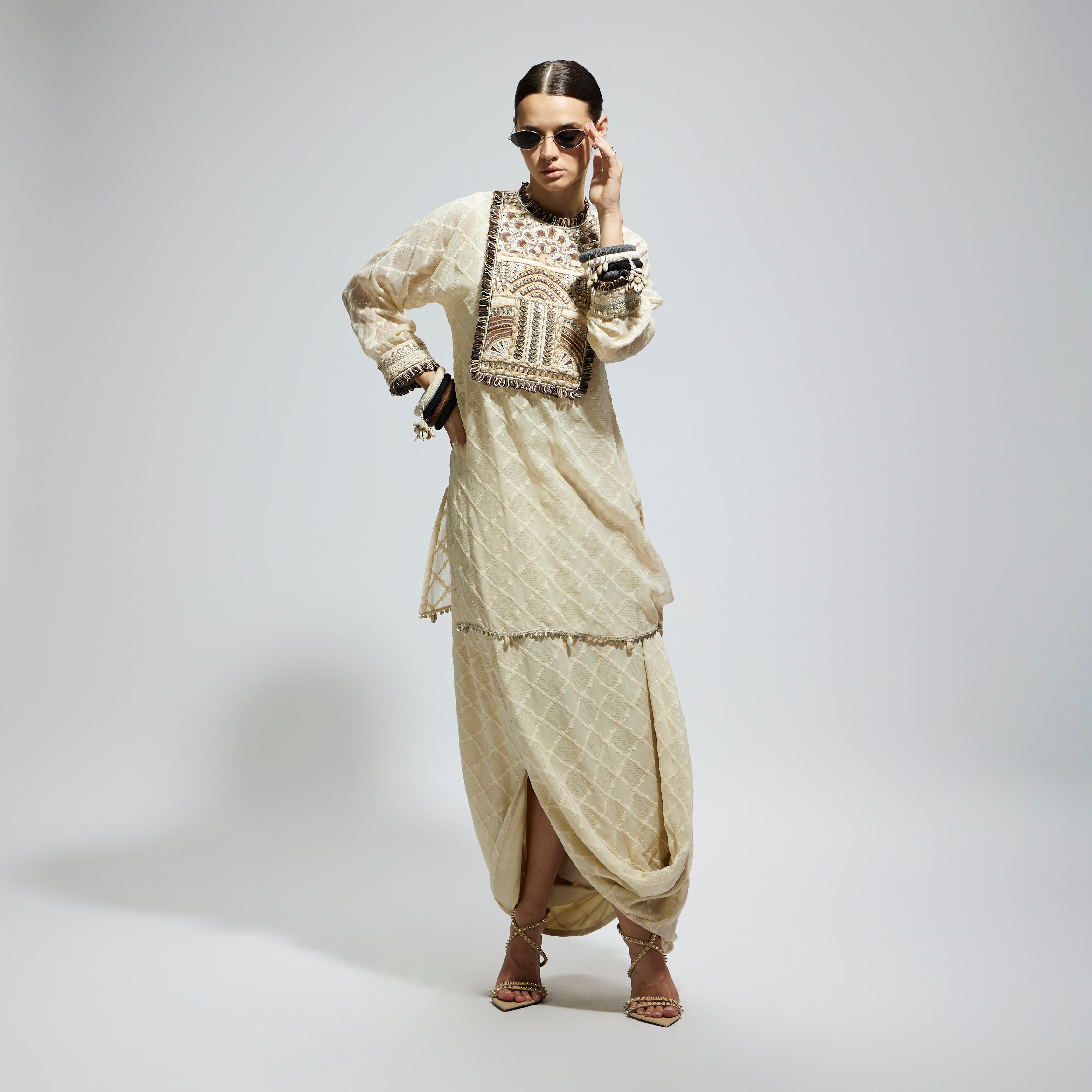 SAMSARA: IVORY AZTEC YOKE EMBROIDERED TUNIC PAIRED WITH DRAPE SKIRT