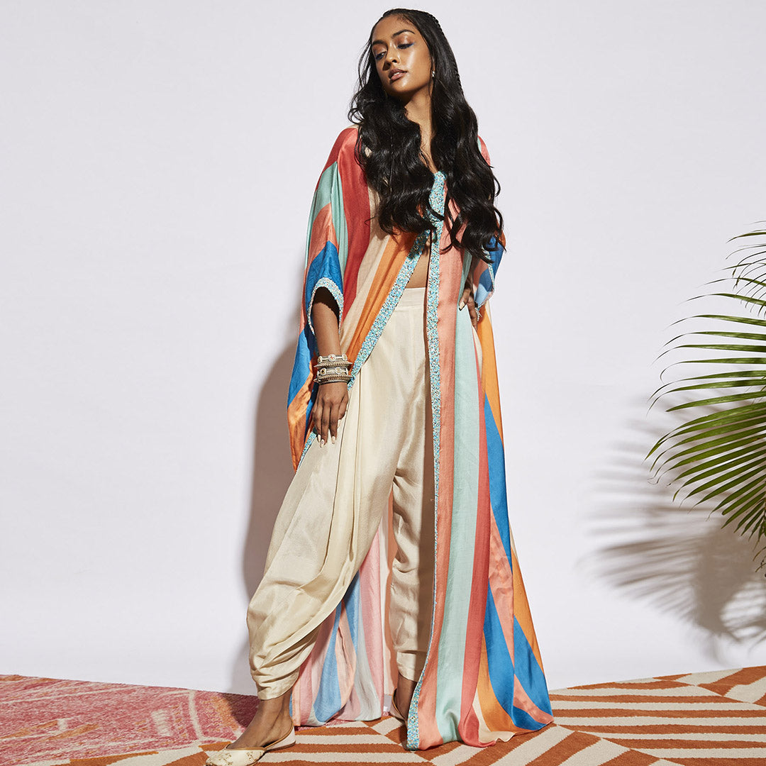 STRIPE PRINT CAPE JACKET WITH SEQUENCE BORDER PAIRED WITH DRAPE PANTS